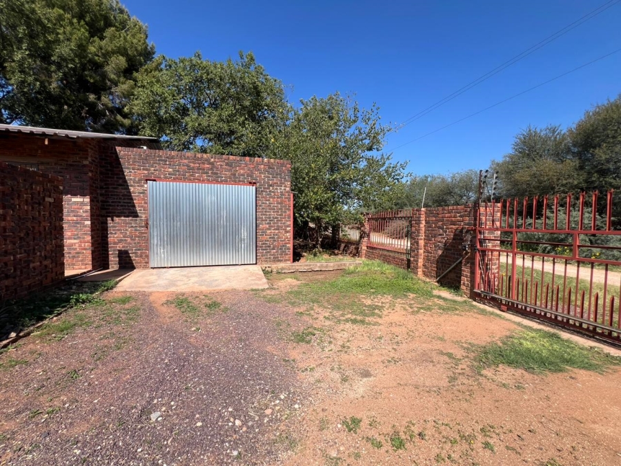 16 Bedroom Property for Sale in Kathu Northern Cape